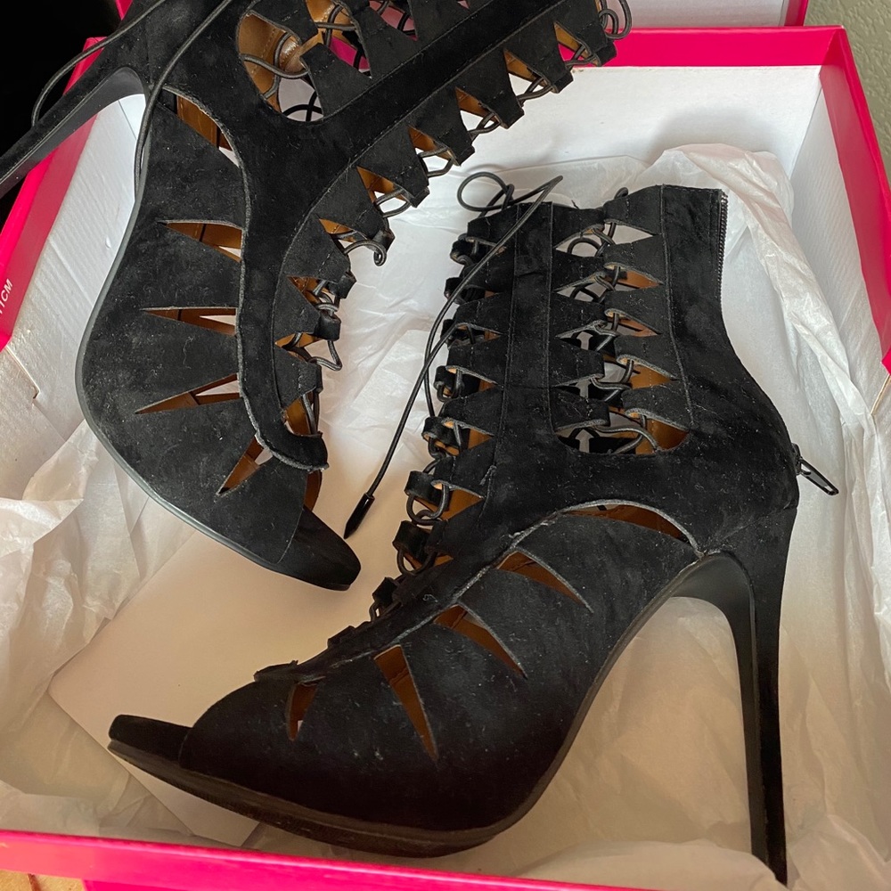 Latisha Black Sandal Heels